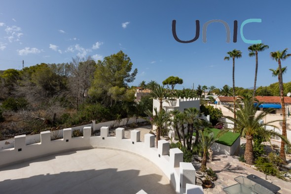 Venta - Villa - Albir