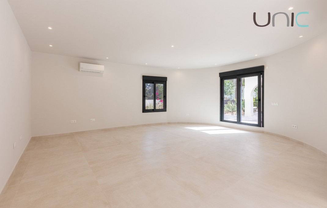 Venta - Villa - Albir