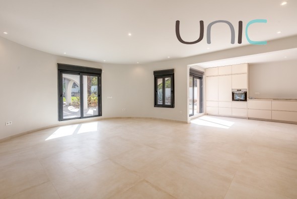 Venta - Villa - Albir