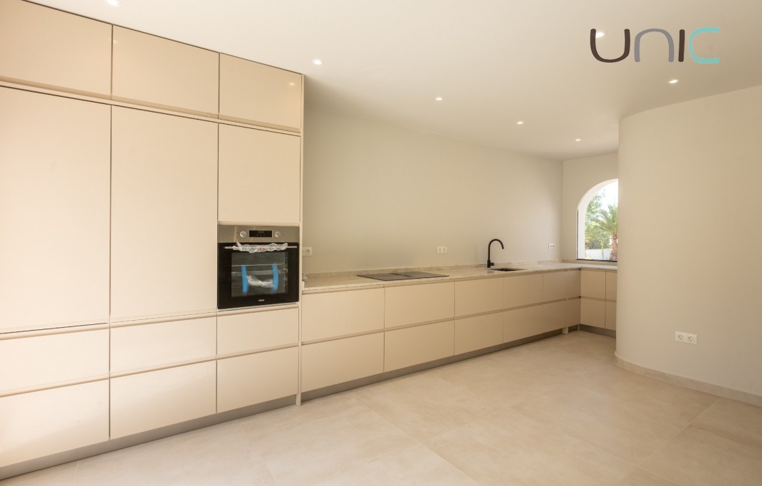 Venta - Villa - Albir
