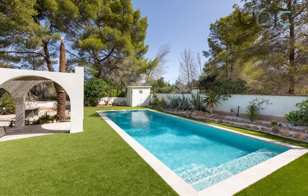 Venta - Villa - Albir