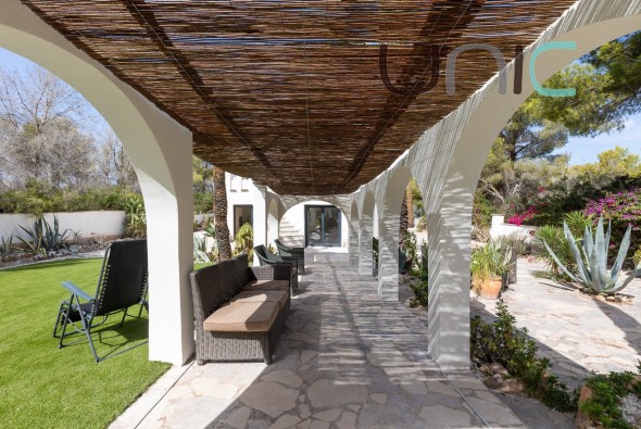 Venta - Villa - Albir