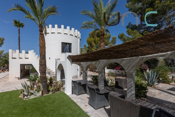 Venta - Villa - Albir