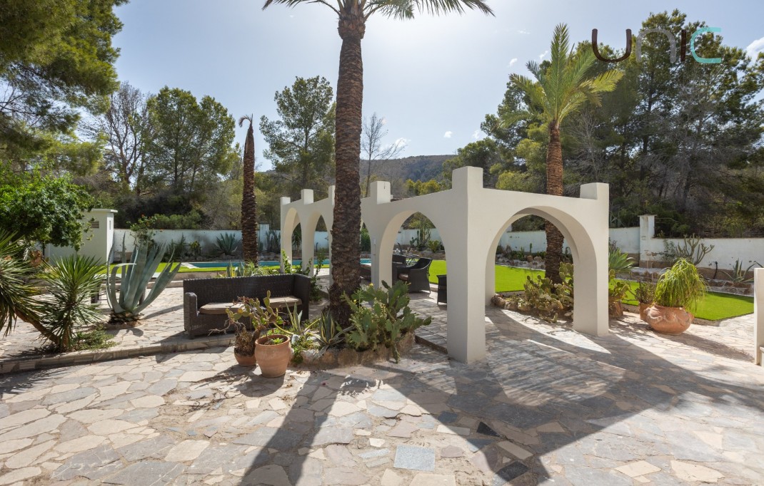 Venta - Villa - Albir