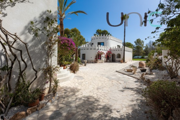 Venta - Villa - Albir