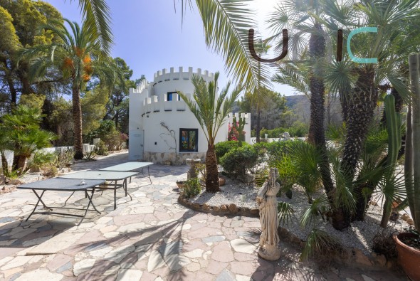 Venta - Villa - Albir