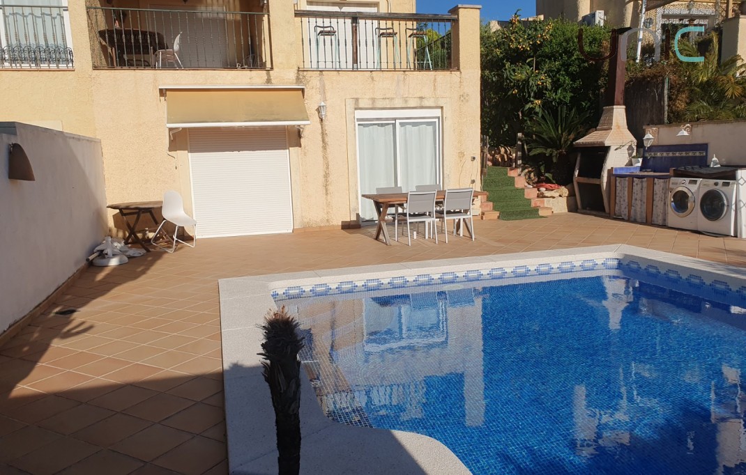 Verhuur op lange termijn - Villa - La Nucia