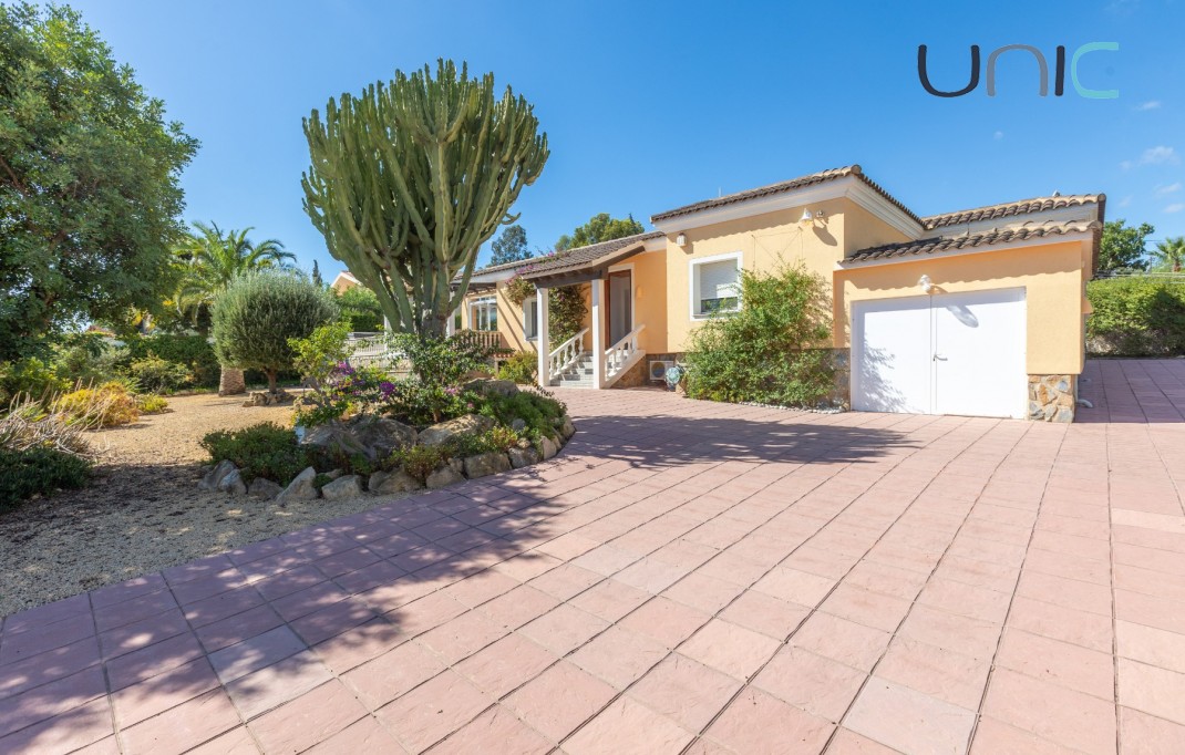 Verkoop - Villa - La Nucia