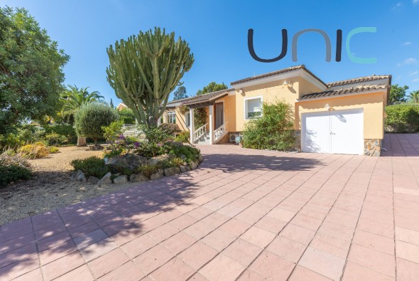 Verkoop - Villa - La Nucia