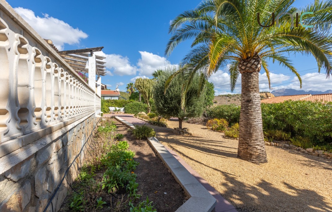 Verkoop - Villa - La Nucia