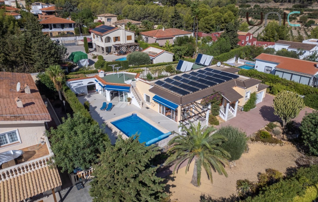 Verkoop - Villa - La Nucia