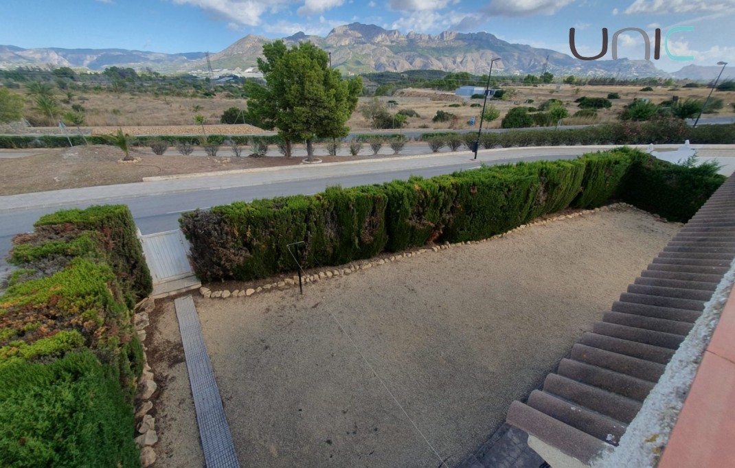 Resale - Villa - La Nucia
